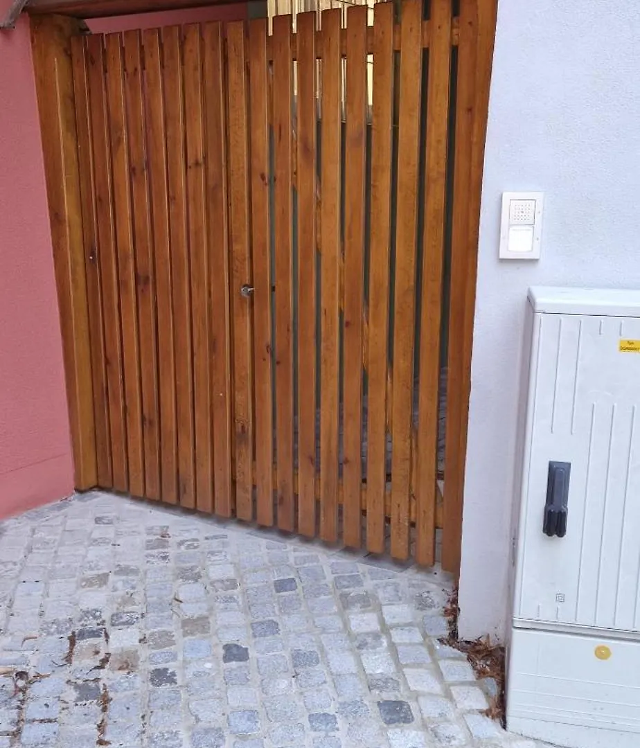 Cozy Schwabach # Frisch Renoviertes Fachwerk # 100Qm # Modern # Balkon # Netflix Apartment Germany
