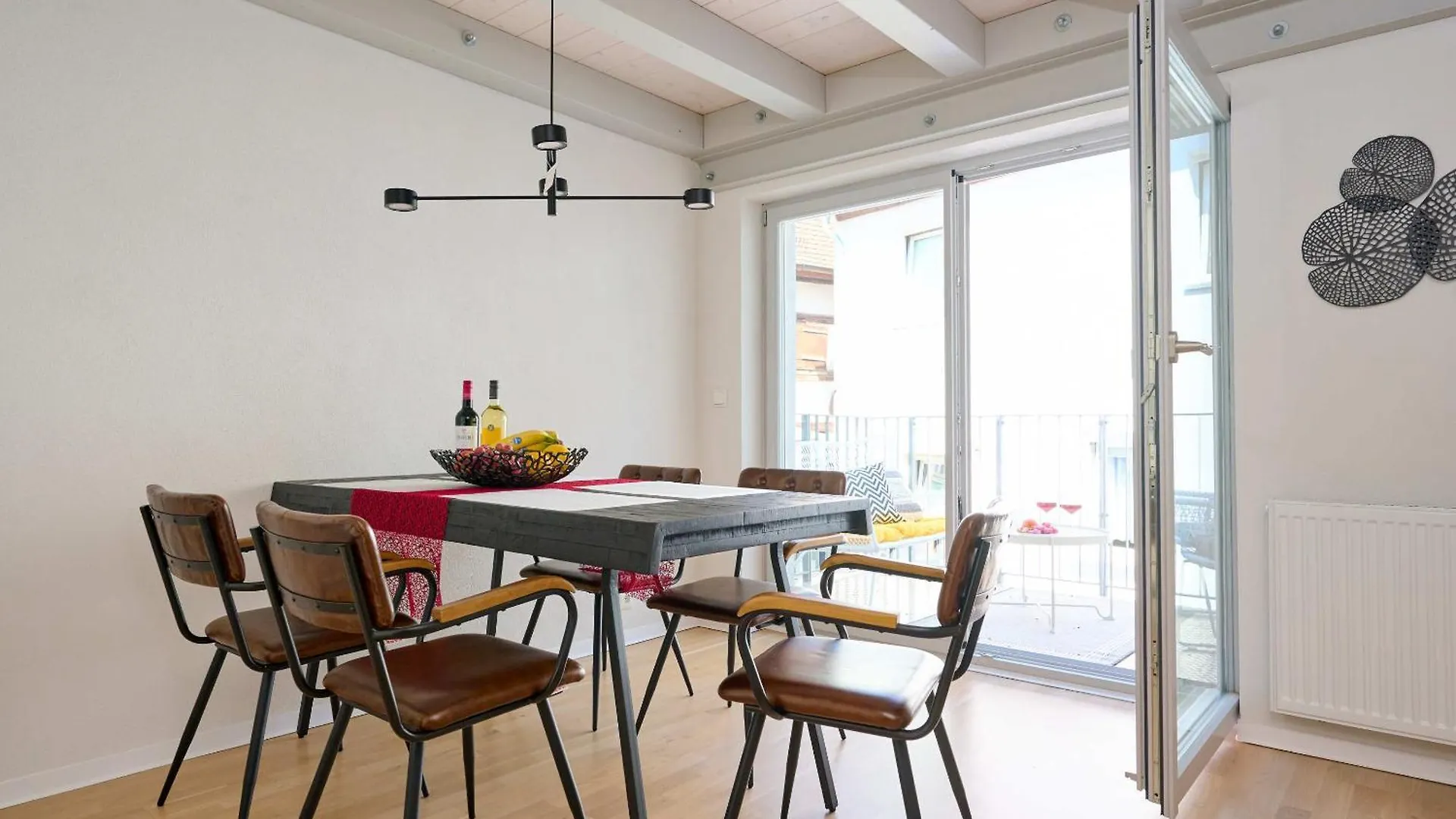 Cozy Schwabach # Frisch Renoviertes Fachwerk # 100Qm # Modern # Balkon # Netflix Apartment