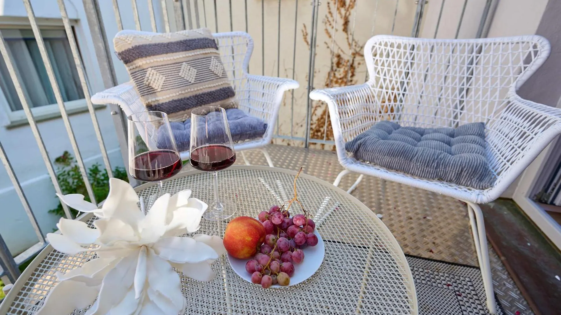 Cozy Schwabach # Frisch Renoviertes Fachwerk # 100Qm # Modern # Balkon # Netflix Apartment 0*,